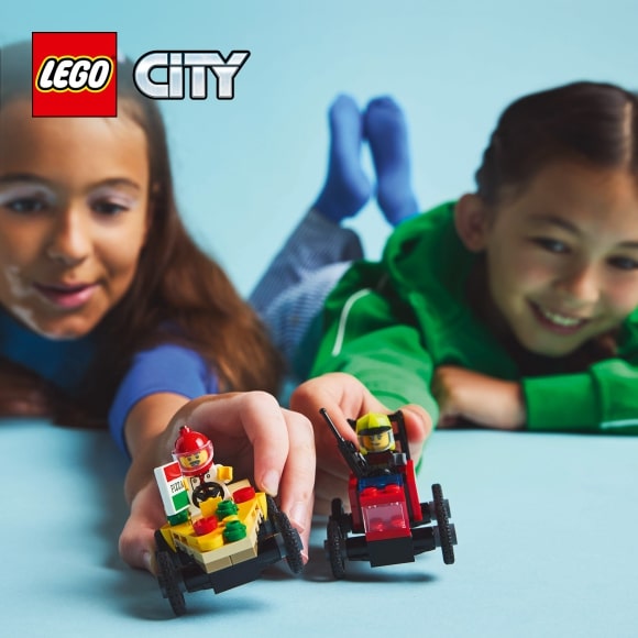 Купить конструткор LEGO City «Пицца-авто против пожарной машины» Набор гонок для возраста 5 лет, 6 лет, 7 лет, 8 лет