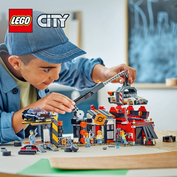 Конструктор купить для мальчиков, для девочек, унисекс LEGO Свалка с автомобилями