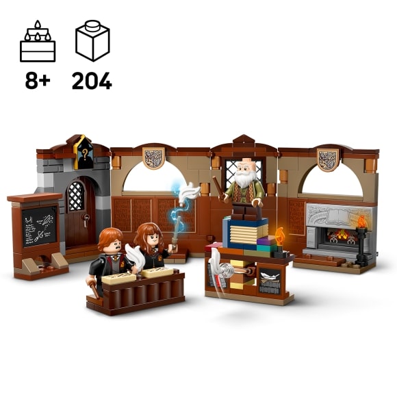 Конструктор купить для возраста 8-11 лет LEGO Harry Potter TM Harry Potter Замок Хогвартс: урок волшебства