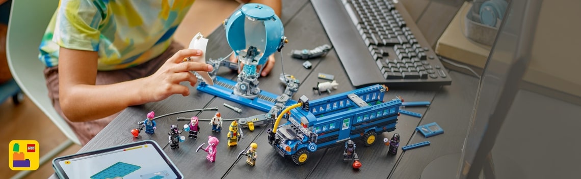 Конструктор купить LEGO артикул 77073 Battle Bus