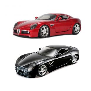 Автомодель Bburago ALFA 8C COMPETIZIONE (2007) в асортименті (18-43004)