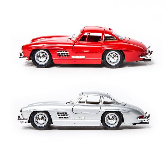 Купить  Автомодель Bburago Mercedes-Benz 300 Sl (1954) в ассортименте (18-22023)  в более чем 30 городах Украины