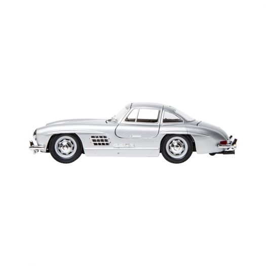 Заказать с доставкой  Автомодель Bburago Mercedes-Benz 300 Sl (1954) в ассортименте (18-22023) по Украине