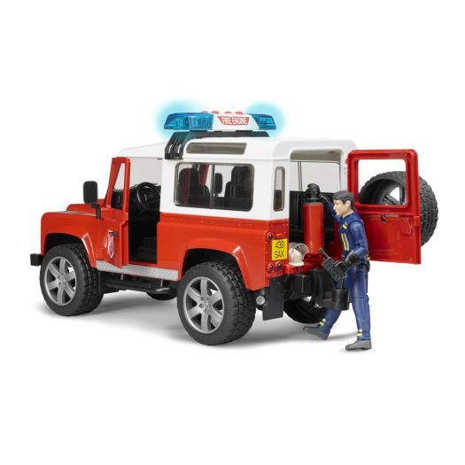 Купить  Внедорожник Bruder Land Rover с фигуркой пожарного (02596)  в более чем 30 городах Украины