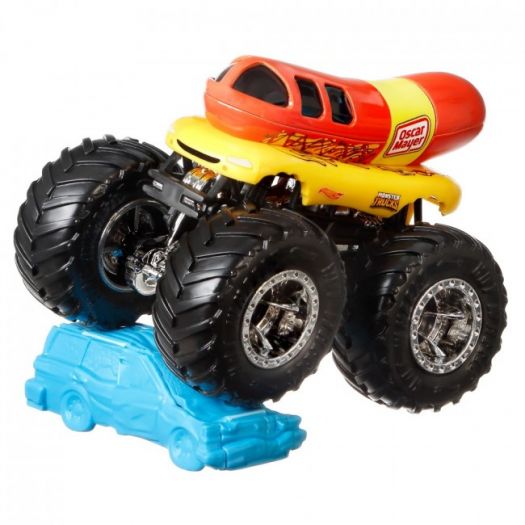 Приобрести с выгодой Базовая коллекционная машинка-внедорожник Hot Wheels Monster Trucks 1:64  в ассортименте (FYJ44) по Украине